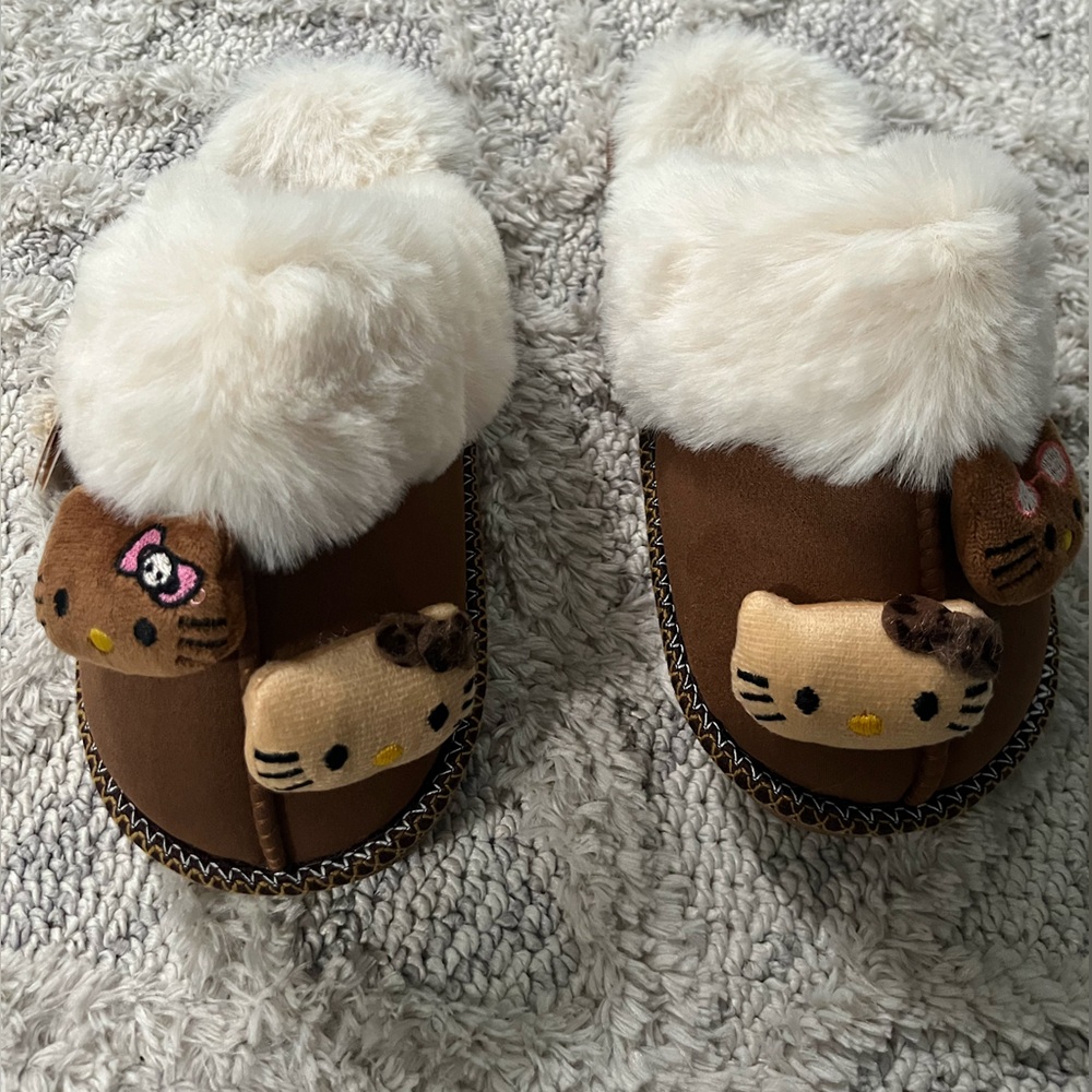Hello Kitty Slippers